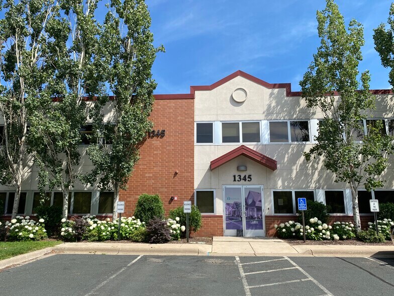 Primary Photo Of 1345 Corporate Center Curve Dr, Eagan Office For Lease