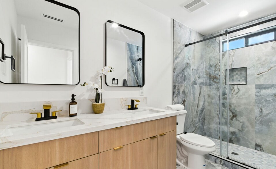 More Photos Of 6219 Sylvia Ave, Tarzana Assisted Living For Lease