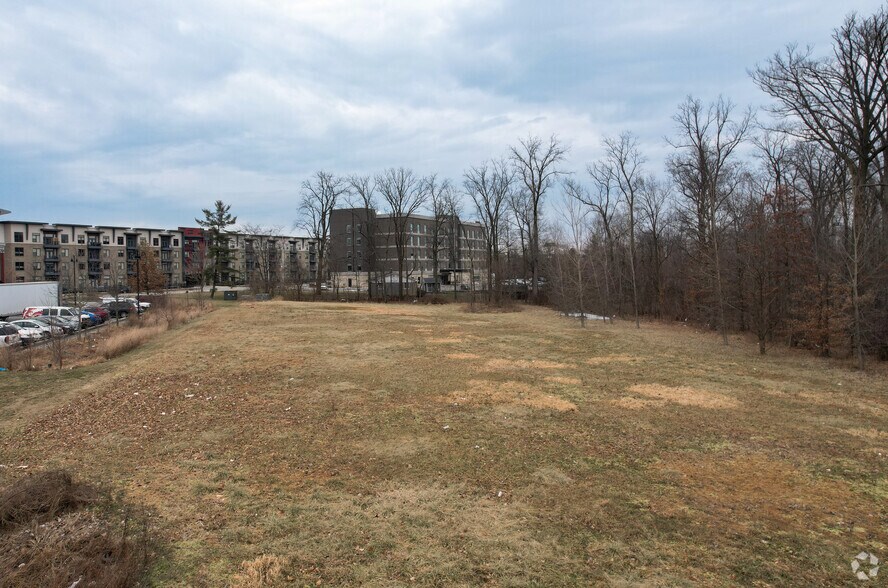 More Photos Of 12721 Old Meridian St, Carmel Land For Lease