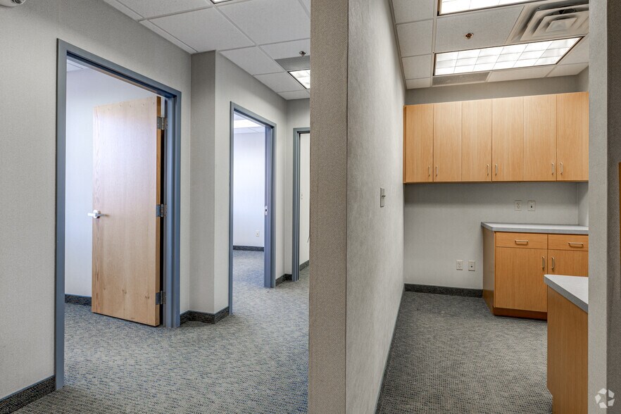 More Photos Of 360 Sherman St, Saint Paul Medical For Sale