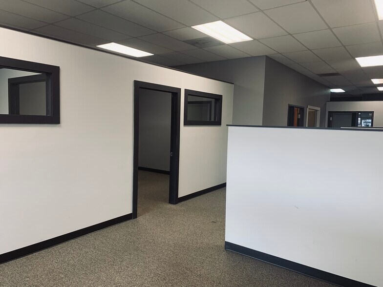 More Photos Of 15500 SE Mill Plain Blvd, Vancouver Unknown For Lease