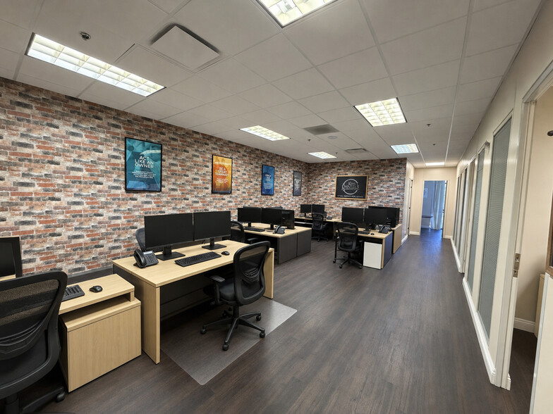 More Photos Of 680 Brea Canyon Rd, Diamond Bar Office For Sale