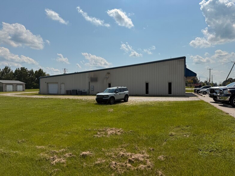 More Photos Of 1985 W Main St, Williamston Warehouse For Sale