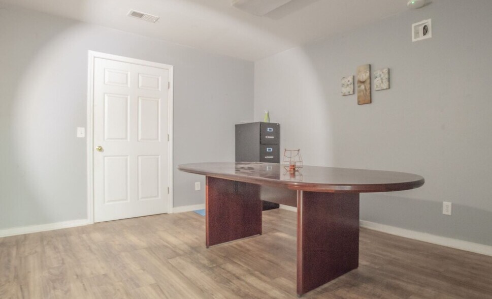 More Photos Of 4519 Highway 27, Buchanan Warehouse For Sale