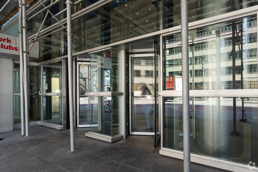More Photos Of 633 Third Ave, New York Loft Creative Space For Sale