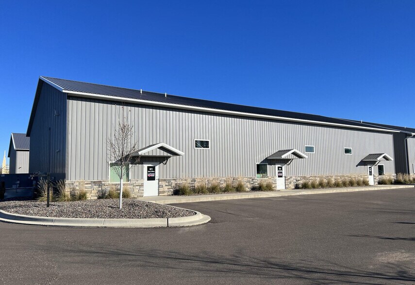 More Photos Of 108 Dundas Rd, Monticello Warehouse For Sale