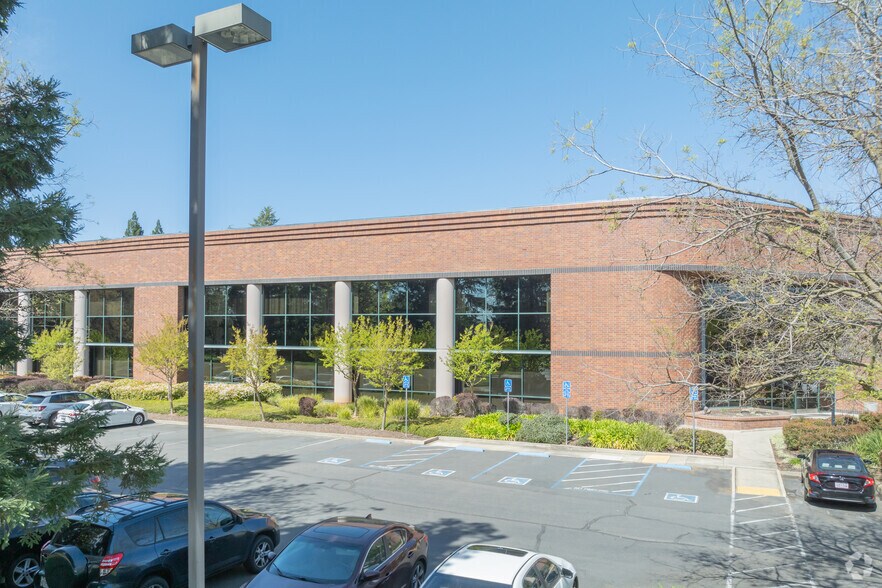 More Photos Of 2995 Prospect Park Dr, Rancho Cordova Office For Lease