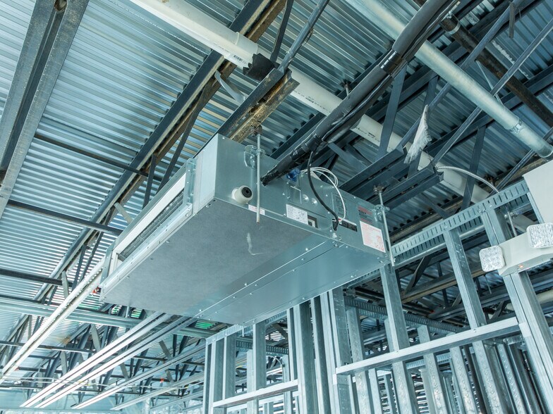 More Photos Of 208 Charlotte Hwy, Asheville Medical For Sale