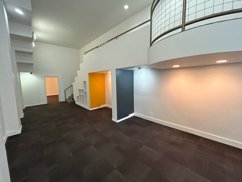 More Photos Of 418 Sutter St, San Francisco Storefront For Lease