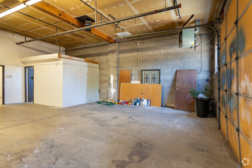 More Photos Of 1591 W Alameda Ave, Denver Showroom For Lease