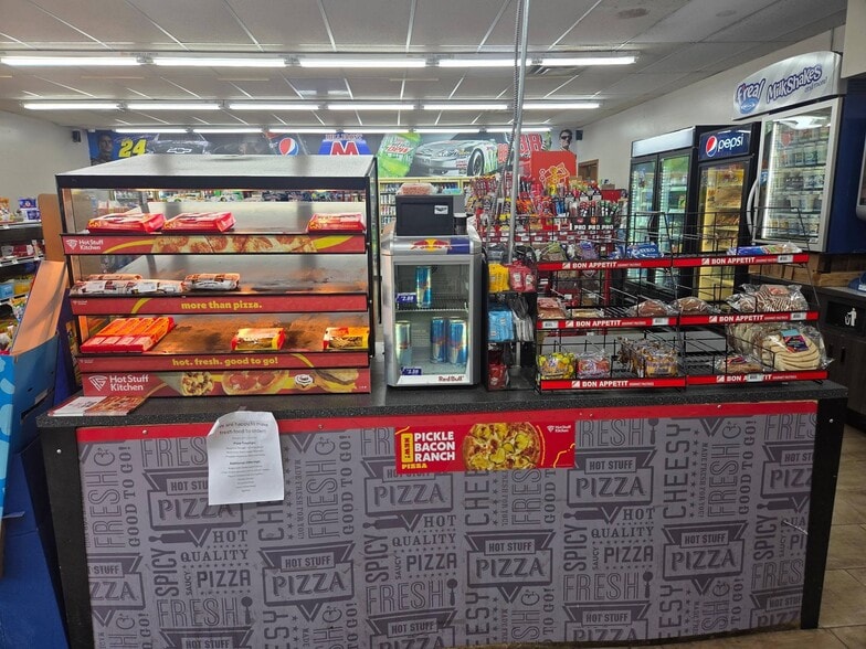 More Photos Of 19 Main Ave, Gaylord General Retail For Sale
