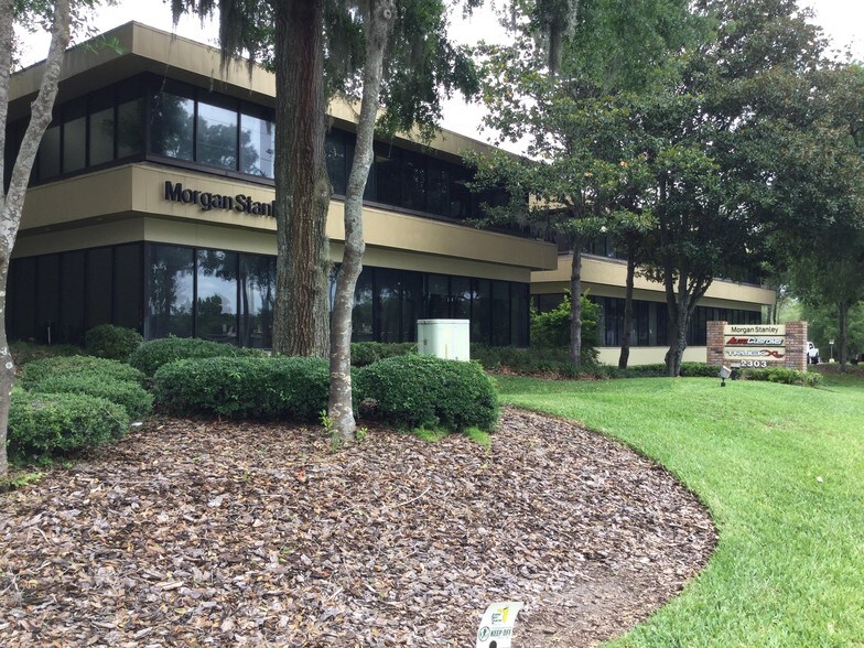 More Photos Of 2303 SE 17th St, Ocala Coworking Space