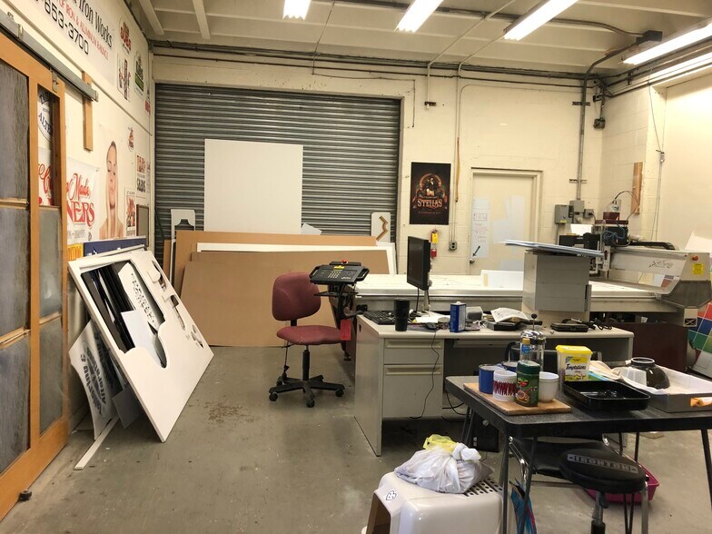 More Photos Of 194 Greenwood Ave, Midland Park Manufacturing For Lease