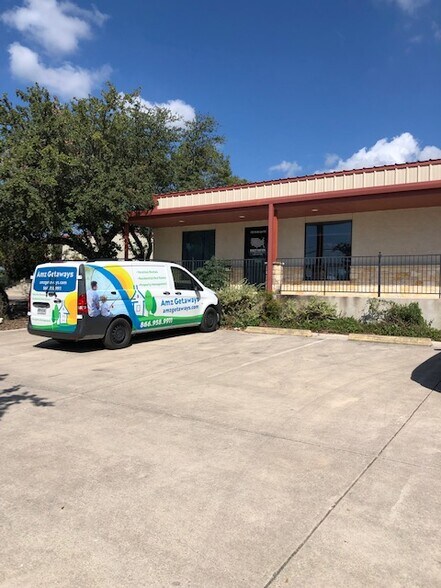 More Photos Of 18382 FM 306, Canyon Lake Storefront Retail Office For Lease