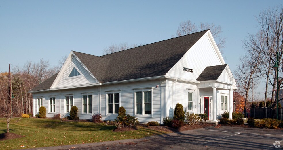 More Photos Of 3 Oak St, Westborough Office For Sale
