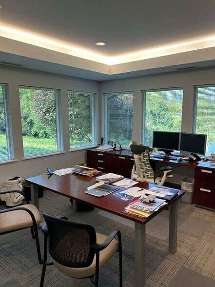 More Photos Of 5760 Nimtz Pky, South Bend Office For Sale