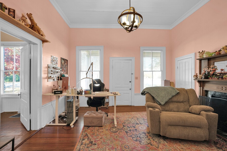 More Photos Of 115 N Magnolia St, Raeford Office Residential For Sale