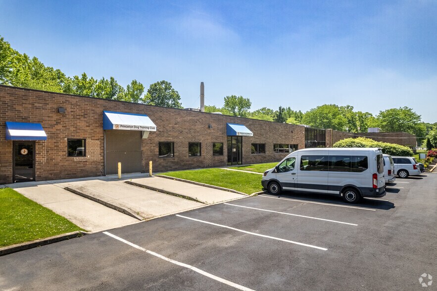 More Photos Of 219 Black Horse Ln, North Brunswick Medical For Lease
