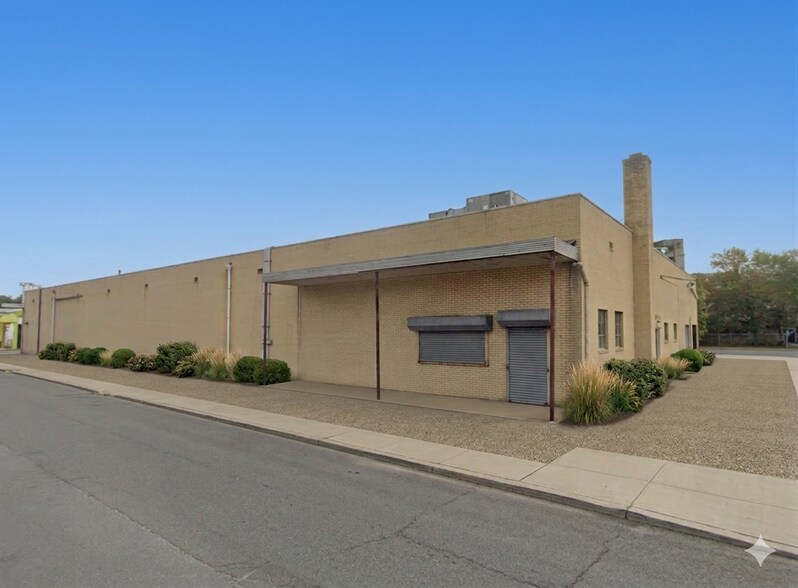 Primary Photo Of 118 Monmouth Ave, Lakewood Distribution For Lease