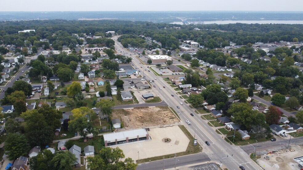 More Photos Of 1001 E War Memorial Dr, Peoria Heights Land For Sale