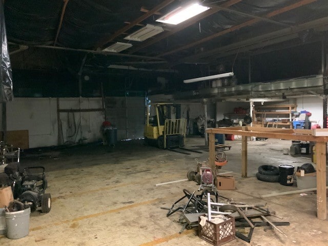 More Photos Of 1600 E Newport Pike, Wilmington Warehouse For Lease