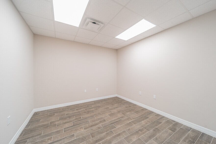 More Photos Of 16310 State Highway 249, Houston Office For Sale