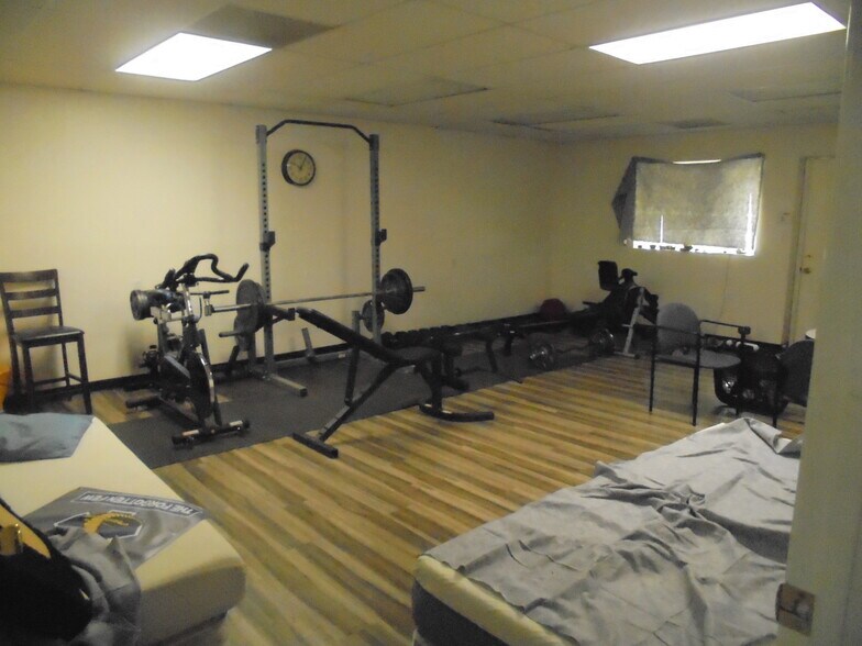 More Photos Of 127 S 1st St, Blythe Flex For Sale