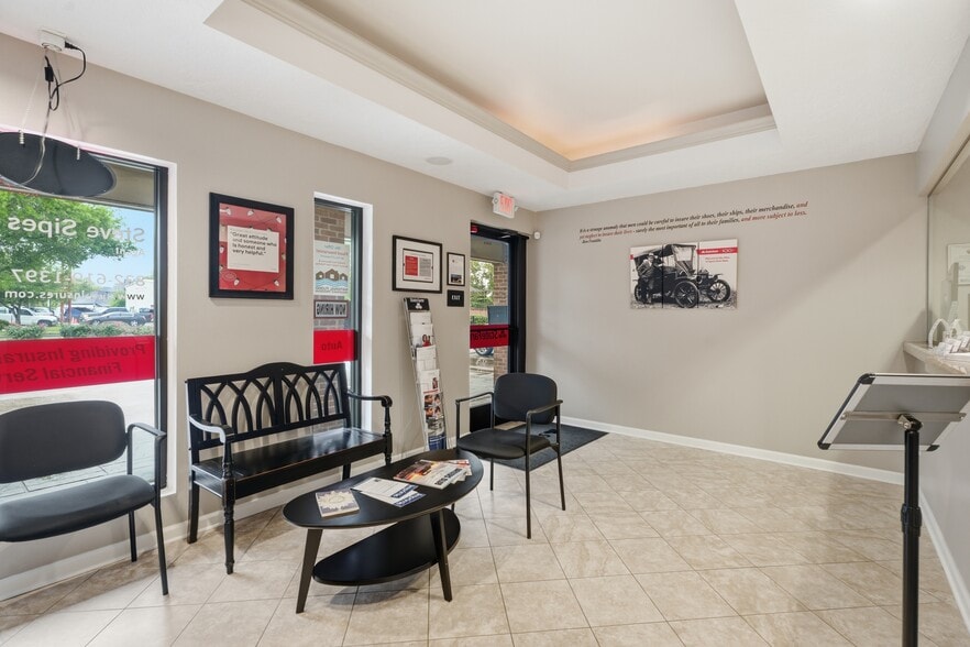 More Photos Of 12325 Scarsdale Blvd, Houston Medical For Lease