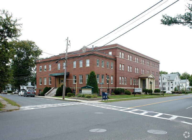 More Photos Of 425 Union St, West Springfield Office For Lease