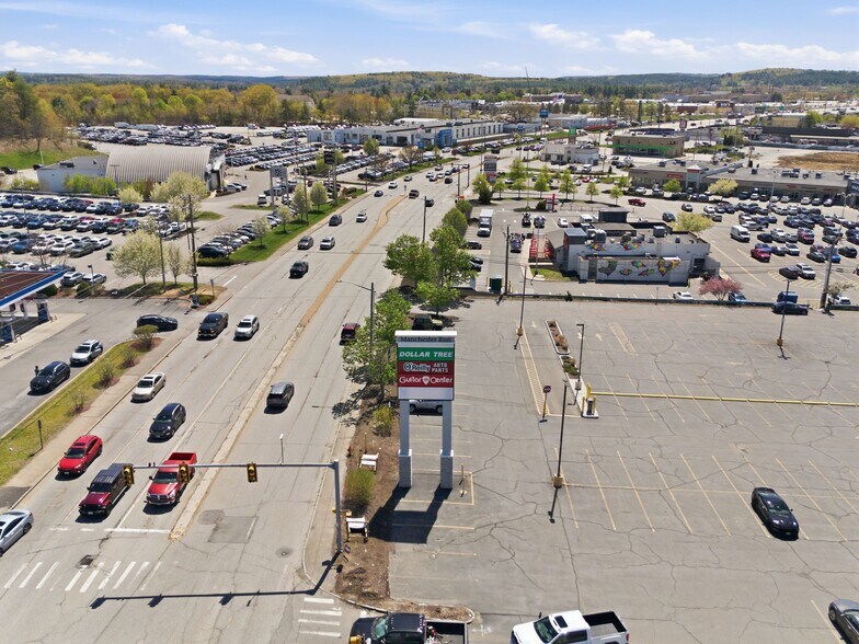 More Photos Of 1051 S Willow St, Manchester Bank For Lease