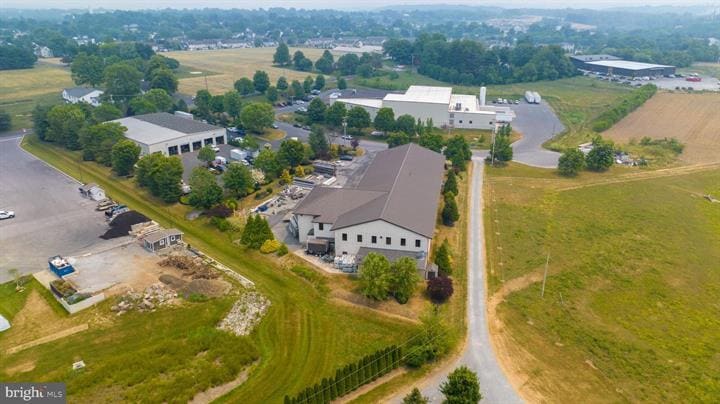 More Photos Of 206 W Kendig Rd, Willow Street Warehouse For Sale