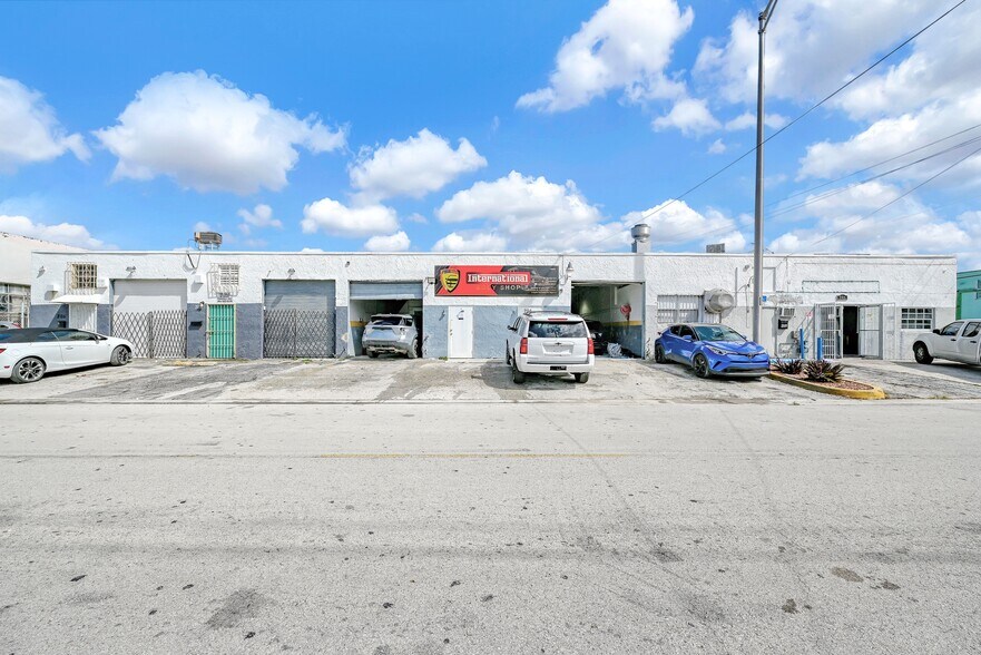 Primary Photo Of 205 W 22nd St, Hialeah Warehouse For Sale