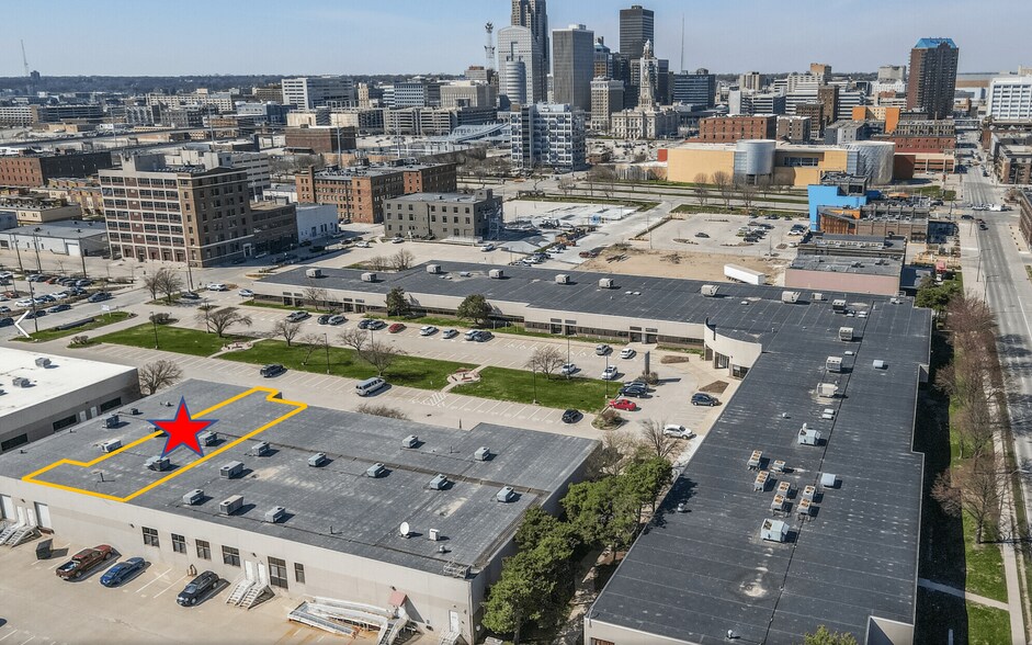 More Photos Of 455 SW 5th St, Des Moines Light Manufacturing For Lease