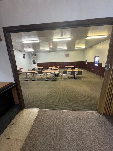 More Photos Of 620 S Main St, Payette Lodge Meeting Hall For Sale