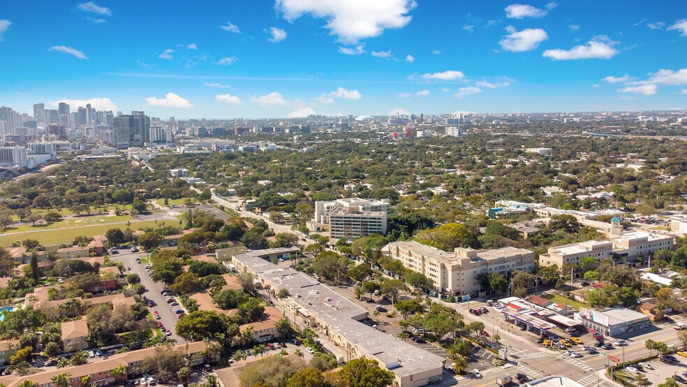 More Photos Of 5145-5301 NE 2nd Ave, Miami Unknown For Lease