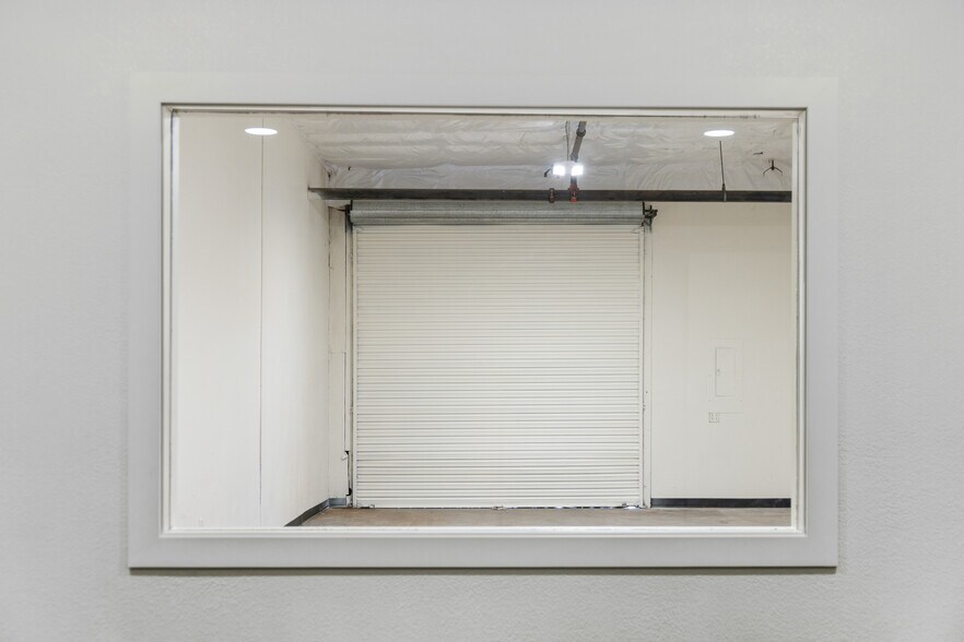 More Photos Of 2209 W 1st St, Tempe Warehouse For Sale