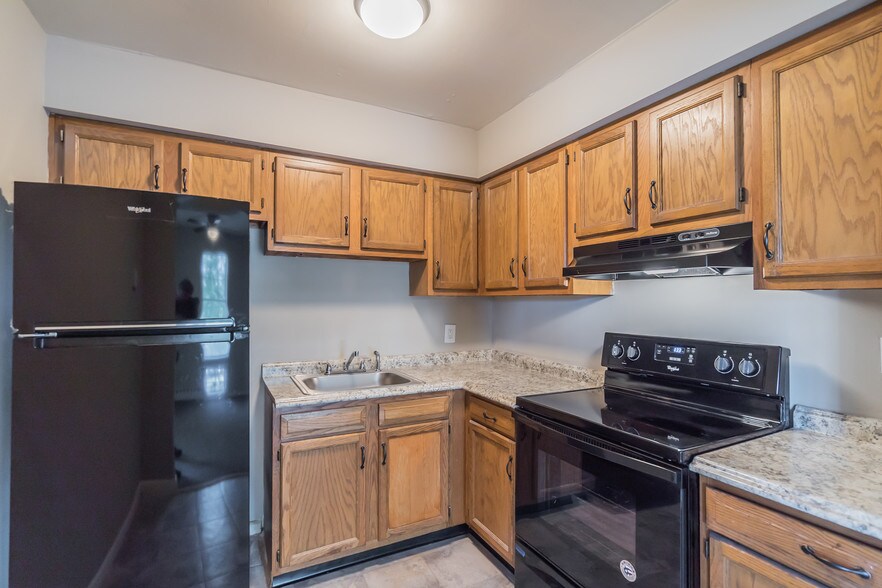 More Photos Of 372-390 W Minor St, Emmaus Apartments For Sale