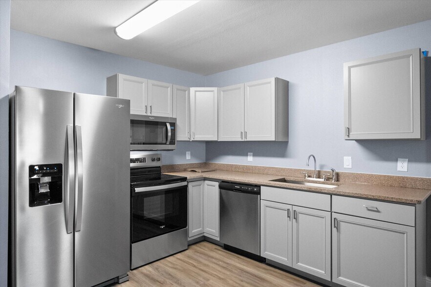 More Photos Of 8092 County Road 604, Alvarado Apartments For Sale