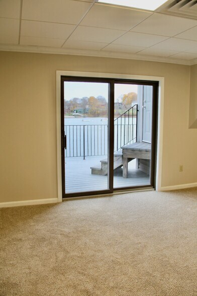 More Photos Of 500 Market St, Portsmouth Office For Sale