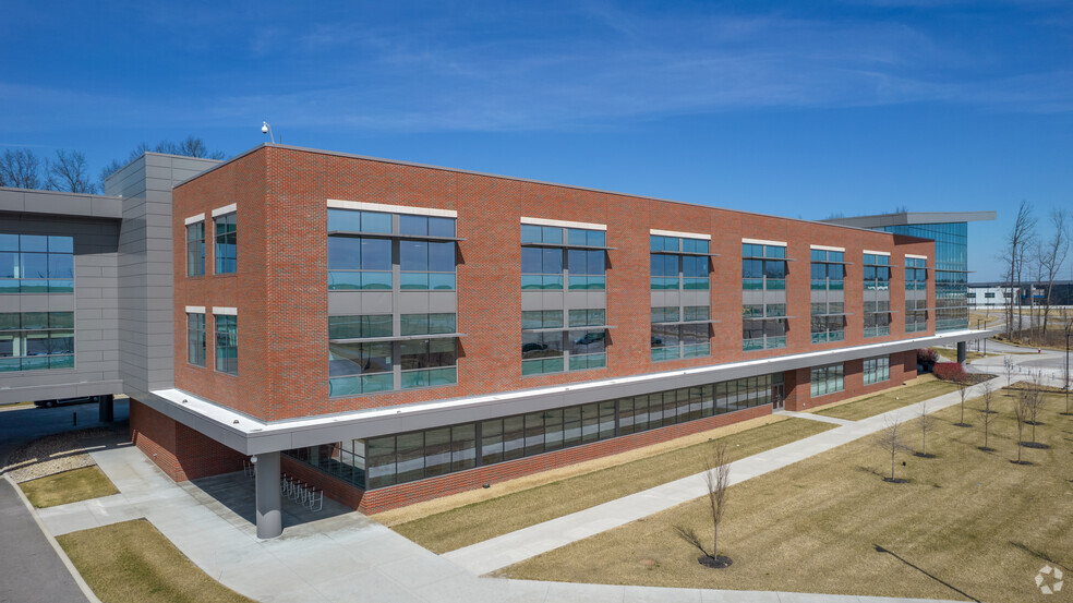 Primary Photo Of 8600 Smith's Mill Rd, New Albany Office For Sale