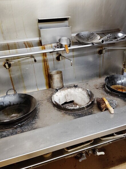 More Photos Of 3102 G St, Philadelphia Restaurant For Lease