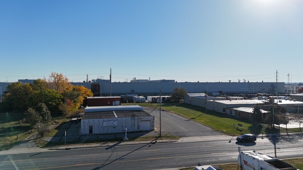 More Photos Of , Lafayette Industrial For Sale