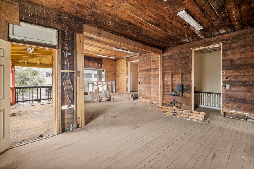 More Photos Of 125 N San Marcos, San Antonio Office Residential For Sale