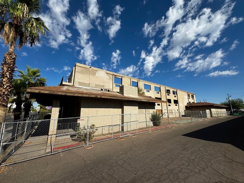 More Photos Of 1310 E McDowell Rd, Phoenix Assisted Living For Sale