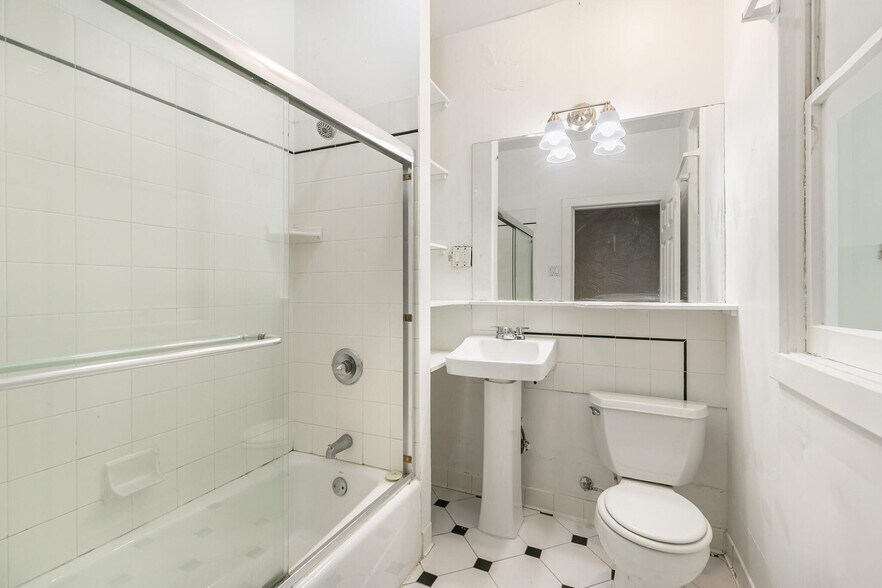 More Photos Of 903 E 14th, Denver Apartments For Sale