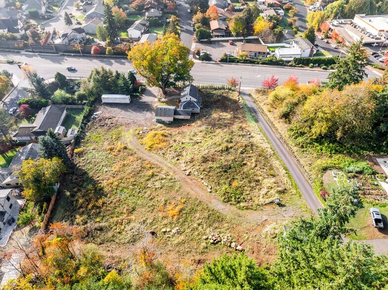 More Photos Of 12533 SE Sunnyside Rd, Happy Valley Flex For Sale