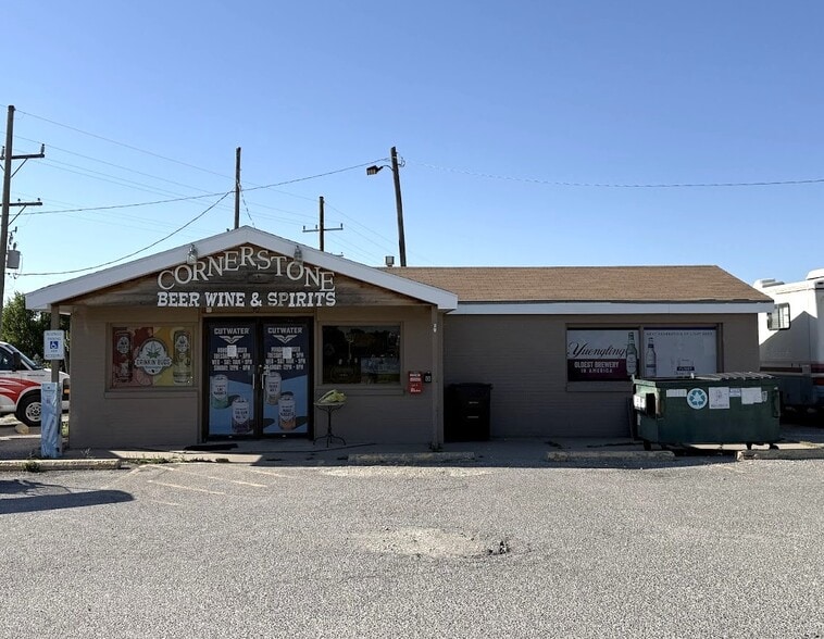 Primary Photo Of 411 Old Kansas 61 Highway, Inman Convenience Store For Sale