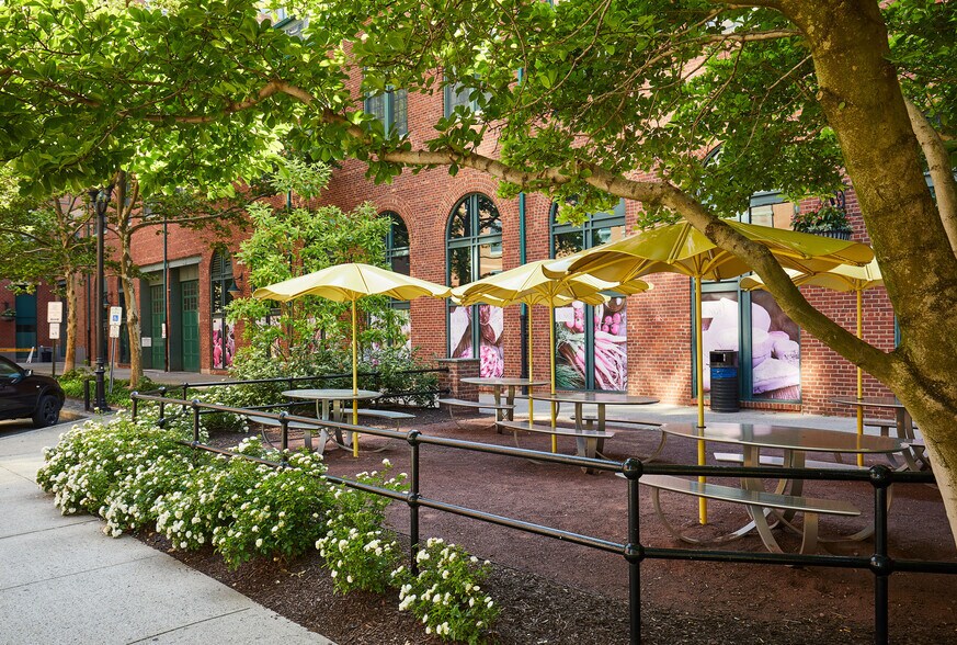 More Photos Of 2 14th St, Hoboken Apartments For Lease