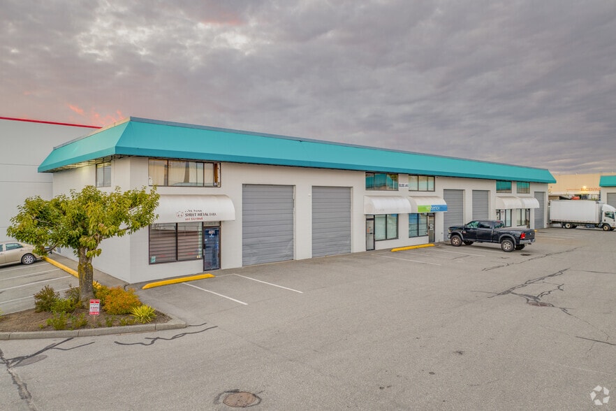 Primary Photo Of 20381 62 Av, Langley Flex For Lease