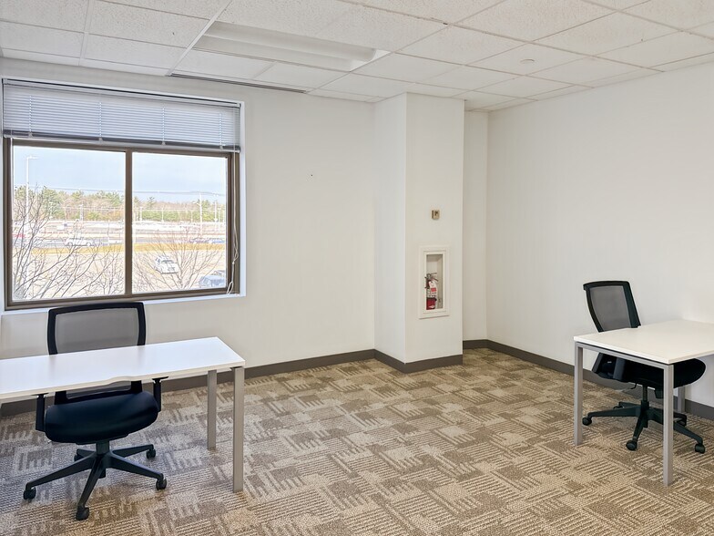 More Photos Of 26 Patriot Pl, Foxborough Coworking Space